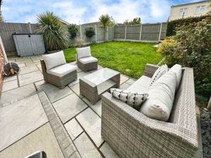  CHESTNUT WAY - click for photo gallery